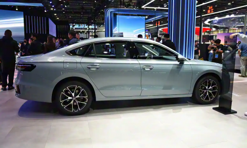 В 2026 году планируется запуск модели Passat ePRO PHEV от SAIC-Volkswagen с запасом хода в 1300 км