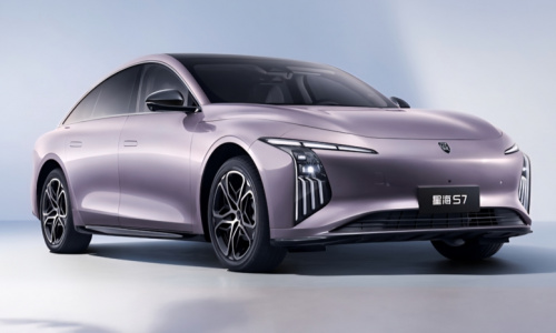 По словам вице-президента Geely, китайская автомобильная промышленность страдает от слепого следования тенденциям