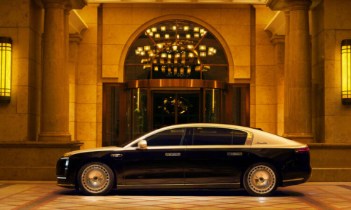 Председатель JAC и основатель Huawei углубляют сотрудничество, поскольку Maextro S800 стал успешным проектом