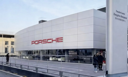 Остановка работы дилера Porsche перерастает в расторжение контракта, поскольку владельцы сталкиваются с блокировками регистрации