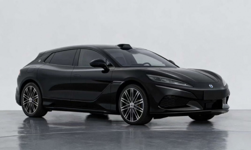 Мощность трехмоторного двигателя Denza Z9 GT от BYD увеличилась на 188 л.с. до 1140 л.с.