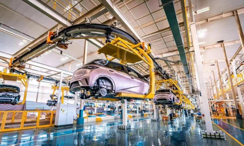 В 2025 году на долю Китая приходилось 35,6% мирового автомобильного рынка, что является новым рекордным показателем