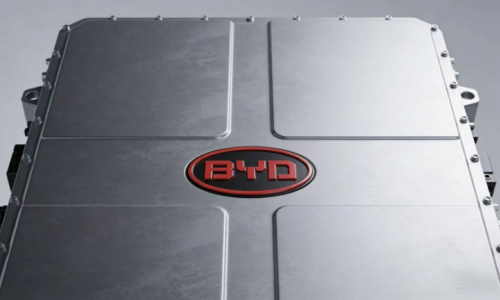Компания BYD открывает новые горизонты с твердотельной батареей и натриевым аккумулятором на 10 000 циклов для питания 2027 электромобилей