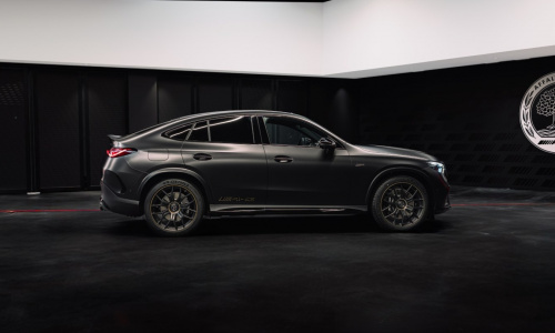 Mercedes внедрил режим дрифта в свои внедорожники