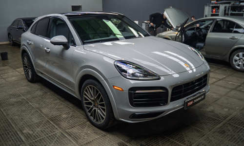 Система 3D кругового обзора 360° – установка для Porsche Cayenne 3