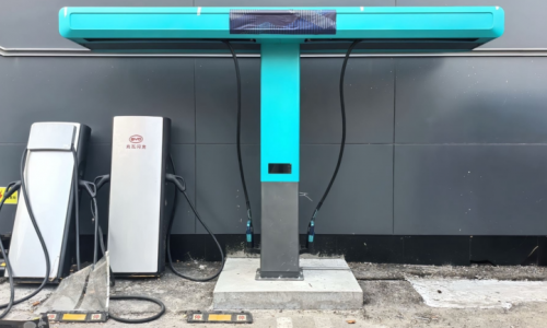 Компания BYD начинает масштабное внедрение своих флэш-зарядных устройств с жидкостным охлаждением мощностью 1360 кВт