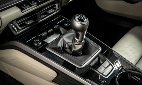 Porsche делает новую попытку сохранить механическую коробку передач, создав автоматический режим, вдохновленный Koenigsegg