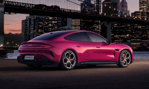 2026 Xiaomi SU7 разошелся тиражом в 15 000 экземпляров за 34 минуты