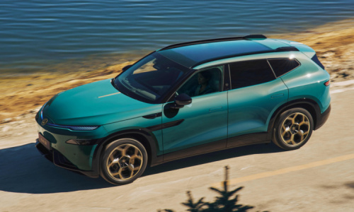 Кроссовер Volkswagen ID. Unyx 08 EV поступил в предпродажу в Китае по цене 2,8 млн рублей