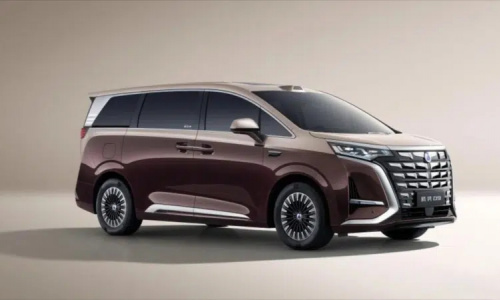 Компания BYD опубликовала фотографии салона обновленного Denza D9 в преддверии предпродаж, которые начнутся 29 марта