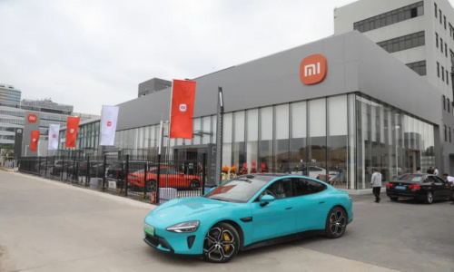 Xiaomi нанимает бывшего генерального менеджера Tesla в Китае на должность руководителя отдела продаж автомобилей, говорится в отчете