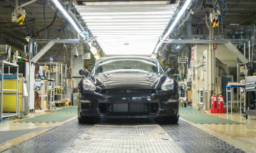 Следующий Nissan GT-R будет гибридом, получит двигатель VR38, и появится к 2030 году