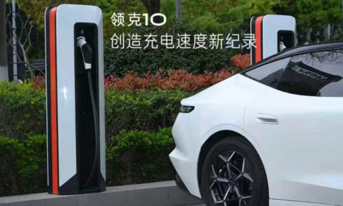 Geely тестирует технологию BYD для подзарядки флэш-памяти: от 10% до 70% за 4 минуты 22 секунды и от 10% до 97% за 8 минут 42 секунды