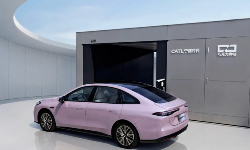 Выпущен Aion RT Super: 99-секундная замена батареи, аккумулятор CATL, стартовая цена 1 миллион рублей