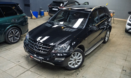Оклейка зоны риска + полная керамика  + химчистка салона Mercedes M-class W164