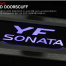 Накладки на пороги в салон с подсветкой Change Up Version 2 на Hyundai Sonata 6 (YF)